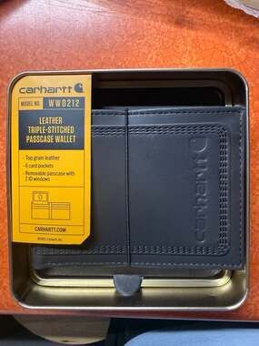 Carhartt WW0212 Leather Triple-Stitched Passcase Wallet in Gift Tin